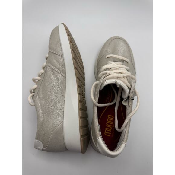 Munro Sutton leather Sneaker in gray silver  size 7.5M - Picture 6 of 11